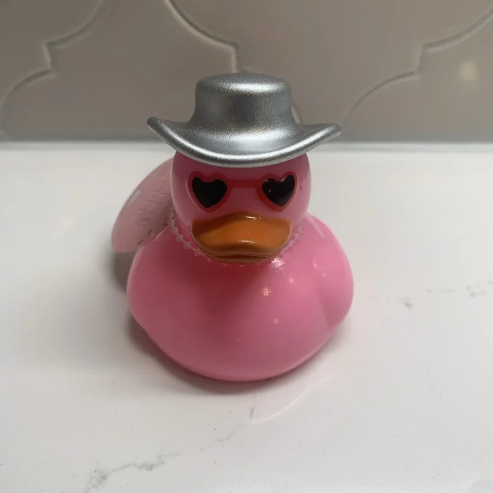 Target Bullseye Valentine's Day Set Of 4 Rubber Ducks Multi Color